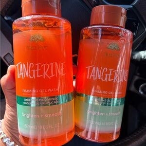 Tree Hut Tangerine Foaming Gel Wash - Vibrant Orange